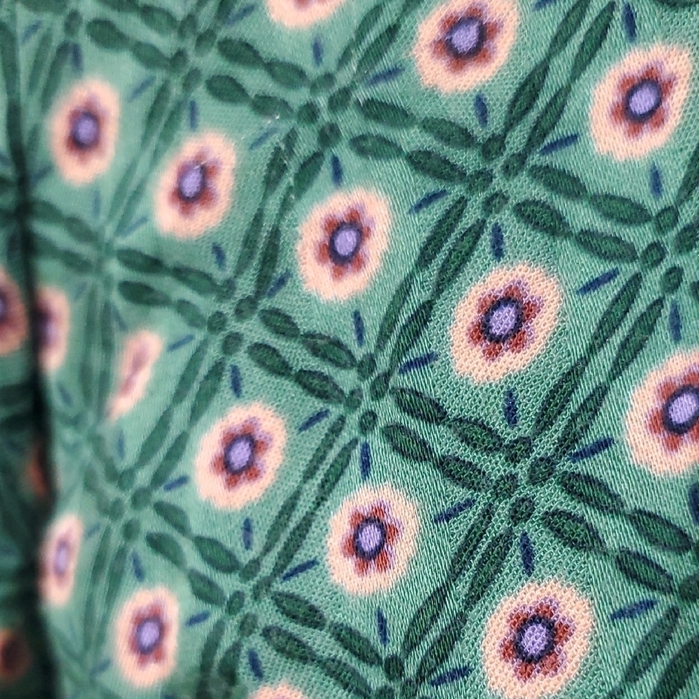 Anthropologie Green Patterned Lightweight Bishop Sleeve Dress - Picture 5 of 10